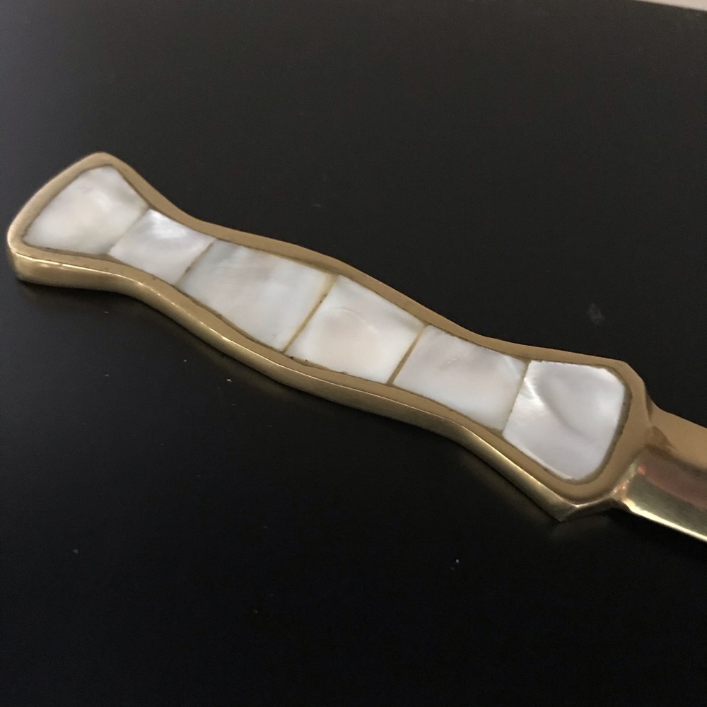 RARE Mother Of Pearl Brass Letter Opener - Picture 4 of 6